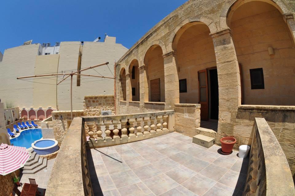 Mikiel U Rosa Holiday Farmhouse With Large Private Pool Zebbug  Exterior photo